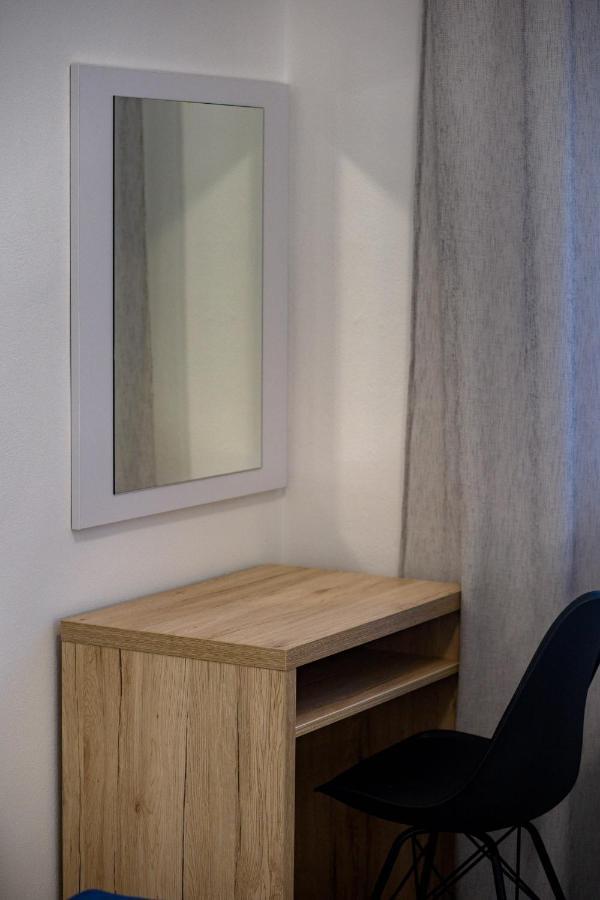 Apartmani Villa Zora Lopar Exteriör bild